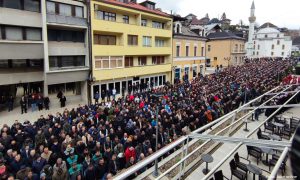 Dan žalosti u Jajcu: Hiljade građana na sahrani trojice poginulih radnika