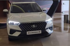 Kako izgleda kineska Lada: Predstavljen SUV X-Cross 5 VIDEO