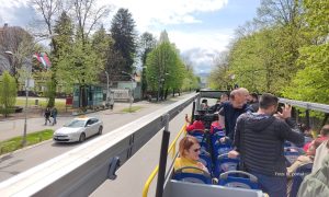 Nova atrakcija Banjaluke: Ovako izgleda vožnja u panoramskom autobusu FOTO/VIDEO