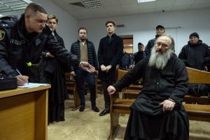 Kijev: Mitropolit Pavel ostaje u kućnom pritvoru 60 dana, sa nanogicom
