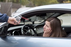 Isključena iz saobraćaja: Žena vozila sa 3,27 promila alkohola u krvi