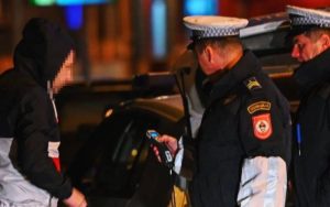 Sudar na parkingu tržnog centra: Uhapšen pijani vozač u Novoj Topoli