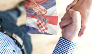 Kako vi pozdravljate? Hrvati žele da protjeraju riječ „zdravo“: “Previše je srpska”