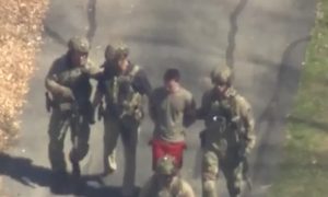 Pripadnik Nacionalne garde: Snimak hapšenja mladića koji je objavio američke tajne dokumente VIDEO