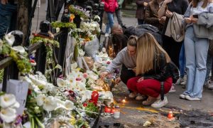 “Lešinari prokleti”: Neke cvjećare u Beogradu digle cijene ruža nakon masakra u školi