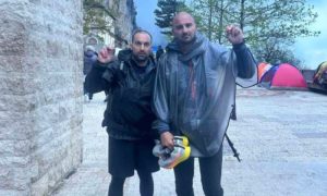 Dervenćani prepješačili 400 kilometara: Na praznik stigli u manastir Ostrog