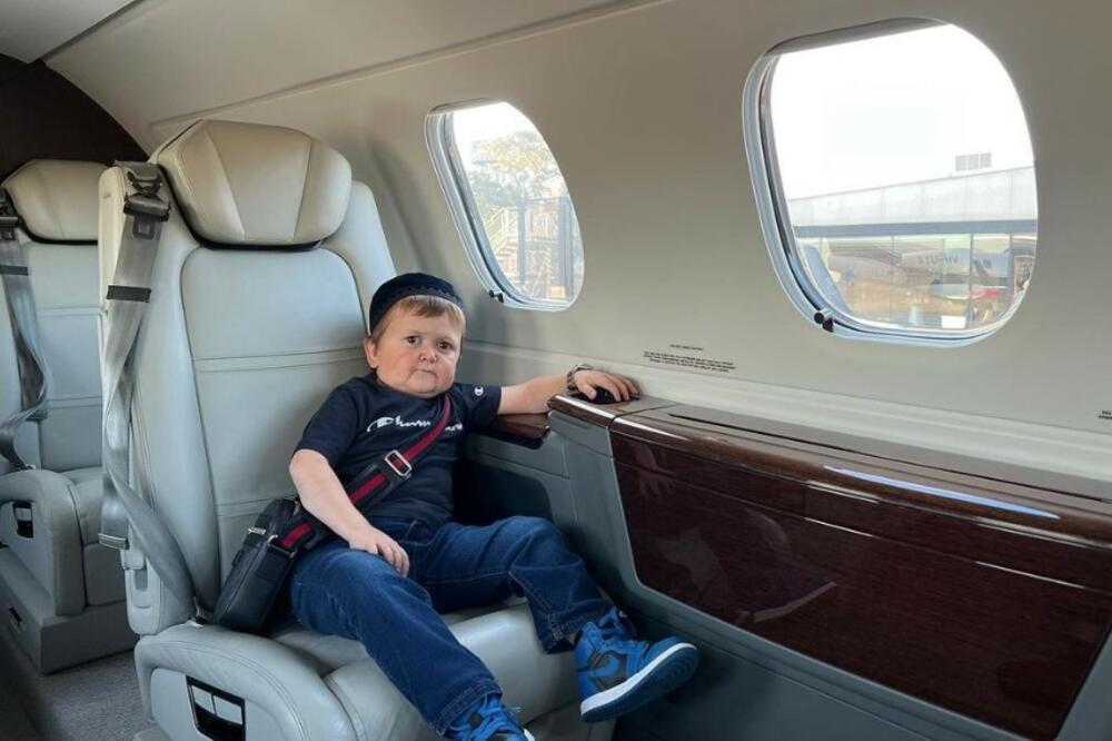 Uhapšen Hasbula Magomedov: Blokirao autoput da bi kupio krofne VIDEO