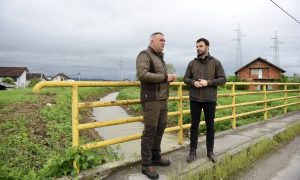 Minić obišao poplavljena područja u Prijedoru: Možemo reći da je stanje stabilno
