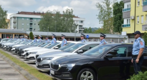 U službi obavljanja svakodnevnih poslova: Uručena nova vozila policiji Srpske