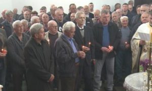 Hram Svetog Save u Blažuju: Služen parastos za 1.064 poginula borca Vojske Srpske