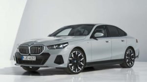 Osma generacija: Kako izgleda novi BMW Serije 5 FOTO