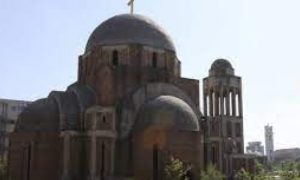 Navodno, crkva pod sporom! Svešteniku i vjernicima zabranjen pristup hramu