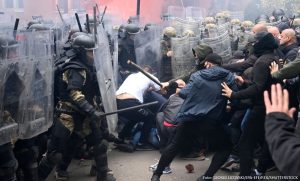 Nalazi se u Jedinci intenzivne njege: Poznato stanje povrijeđenog u incident u Zvečanu