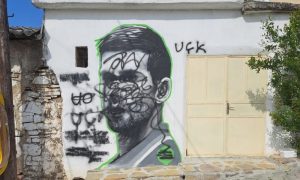 Poruka srpskog tenisera nekog naljutila: Uništen mural posvećen Đokoviću u Orahovcu