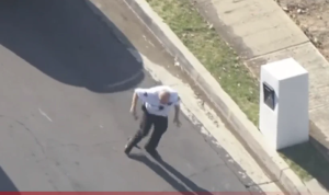 Šokantan prizor! Policajac se branio, bježao, pa se srušio na glavu VIDEO