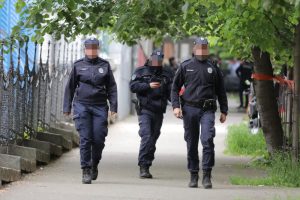 Policija s dugim cijevima na ulici: Sumnjiva torba u Beogradu napravila haos
