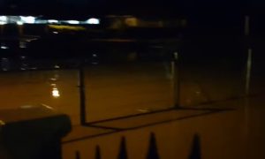 Ekipe od tri ujutro na terenu: Civilna zaštita intervenisala zbog poplave u banjalučkom naselju