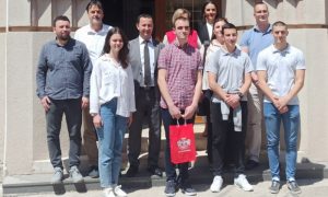 Srećno Vuče! Učenik iz Trebinja putuje na Međunarodnu matematičku olimpijadu u Japan