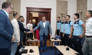 Sportisti iz Bijeljine u Banjaluci: Predsjednik Srpske ugostio fudbalere i odbojkaše