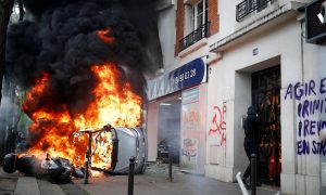 Francusku zahvatio veliki talas nereda: Policajac se izvinio za ubistvo tinejdžera