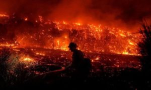 Hiljade stanovnika evakuisano: U Kanadi bjesne šumski požari FOTO/VIDEO