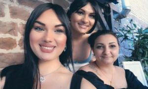 Sada su Ivana i Ana: Blizanci Mika i Giba promijenili pol, majka objavila fotografiju