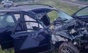 Nesreća sa smrtnim ishodom: U sudaru voza i automobila stradao mladić