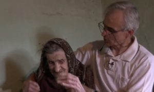 Baka Đurđa je najstarija žena na Balkanu: “Ne mogu da živim, ne mogu da umrem”