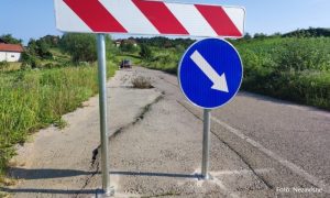Pokrenulo se klizište: Rupa bez dna u Gornjoj Piskavici kod Banjaluke prijeti učesnicima u saobraćaju