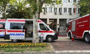 Panika! Policija “na nogama” zbog dojave o bombama u školama, Skupština evakuisana