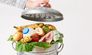 Udaljavaju nas od zdravlja: Najčešći mitovi o hrani u koje bismo trebali prestati vjerovati