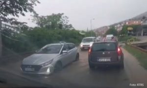 Saobraćaj usporen: Snažno nevrijeme pogodilo Mostar VIDEO
