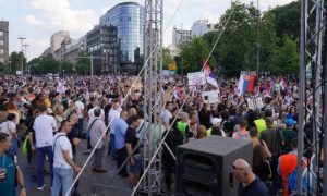 “Srbija protiv nasilja”: Počeo šesti protest u Beogradu – zahtjevi ostali isti