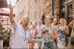 Problem za domaće turiste: “Uvoz” vodiča poskupljuje aranžmane