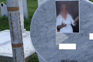Bračni par iz BiH podigao nevjerovatan spomenik! Pljušte komentari i kritike: “Versaće na aparatima” VIDEO