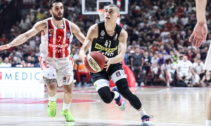 Zvezda izborila majstoricu: Crveno-bijeli savladali Partizan rezultatom 68:56