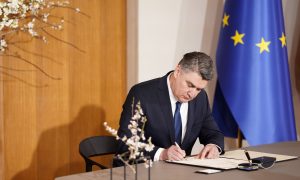 Milanovićeva kancelarija odgovorila Plenkoviću: Bezobrazno manipuliše o Dodiku
