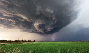 Izdat crveni meteoalarm: Stižu jake oluje koje mogu izazvati velike poplave