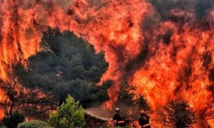 Nove muke i problemi: Požar u Grčkoj doveo do eksplozija u skladištu municije VIDEO