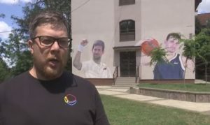 U studentskom domu: Rus naslikao murale Đokovića i Jokića