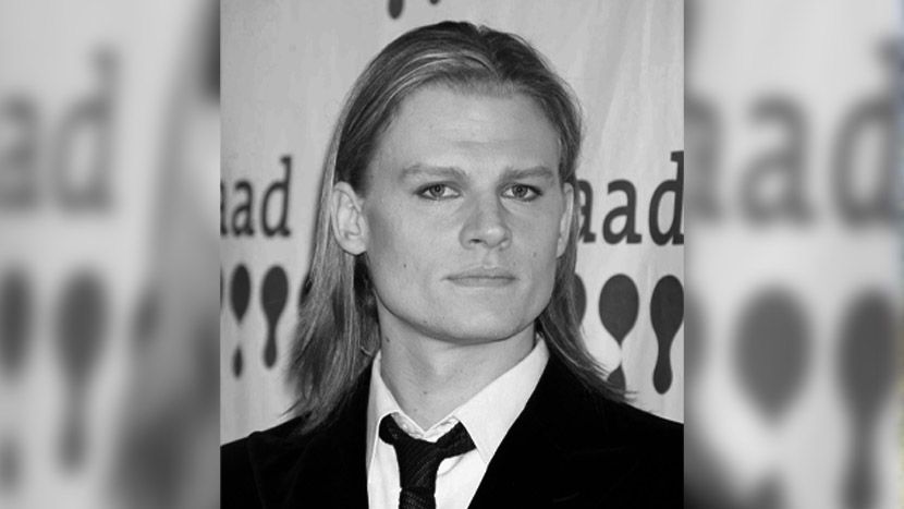 Preminuo Džefri Karlson: Fanovi širom svijeta se opraštaju od glumca