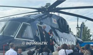 Prijateljski odnos: Putin poklonio helikopter predsjedniku Zimbabvea