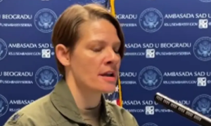 Poseban oproštaj od Srbije! Američki potpukovnik zapjevala Bože pravde VIDEO