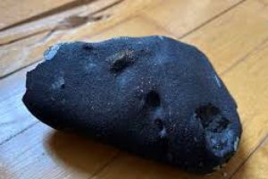 Neobična nezgoda: Meteorit pogodio ženu dok je pila kafu