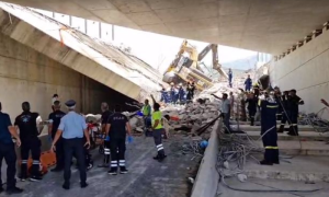 Drama u Grčkoj! Urušio se most, nekoliko ljudi blokirano ispod ruševina