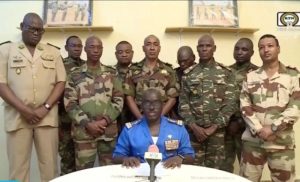 Vojnici potpuno zatvorili državu: U Nigeru izvršen državni udar VIDEO