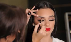 Nije jeftino ali ljepota nema cijenu: Banjalučanke sve češće odlaze na profesionalno šminkanje