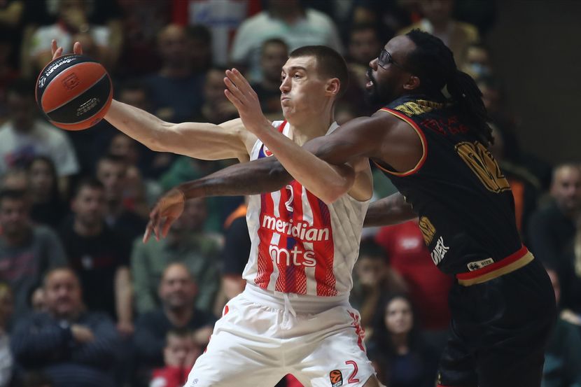 Novi paraf na tri godine: Stefan Lazarević produžio ugovor sa Zvezdom