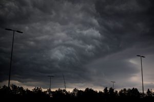 Ciklon “Maja” stigao u BiH: Jaka grmljavina, a lokalno ima i leda