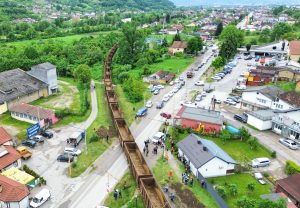 Zbog rekonstrukcije saobraćajnice i izgradnje trotoara: Izmjena u režimu odvijanja saobraćaja u Zalužanima